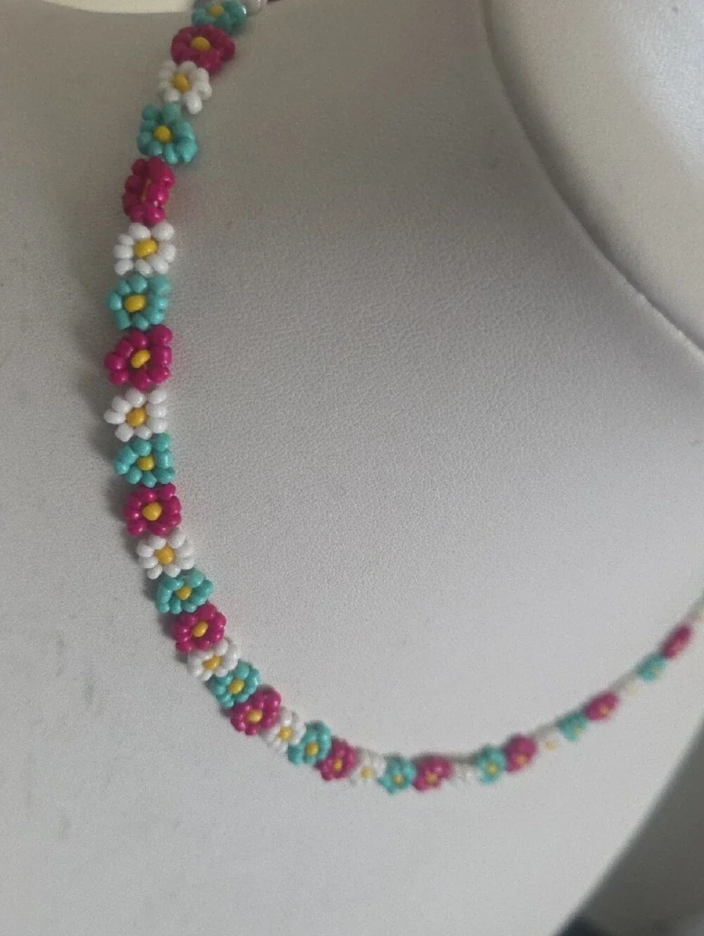 Paparazzi Floral Seed Bead Choker NWT